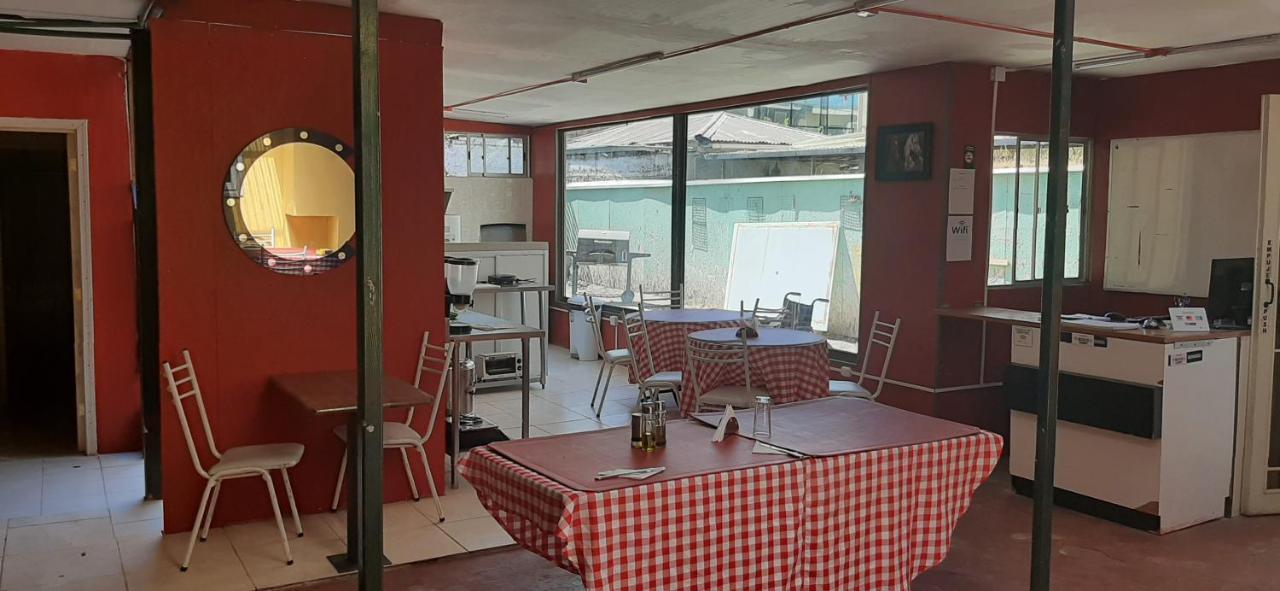 Hostal Estadio Nacional سانتياغو المظهر الخارجي الصورة